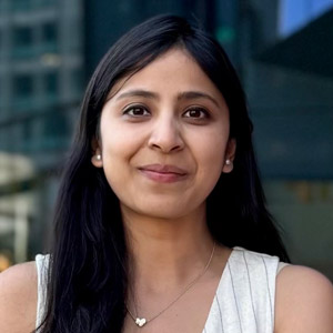 Navya Agrwal Headshot