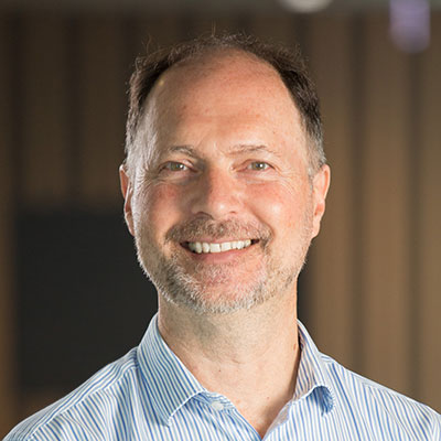 Headshot of Andrew Arch