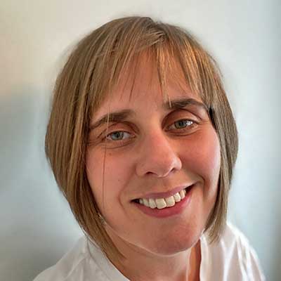 Headshot of Rachel Menzies
