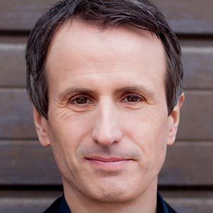 Headshot of Mark Farmer