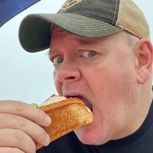 Headshot of Todd Libby