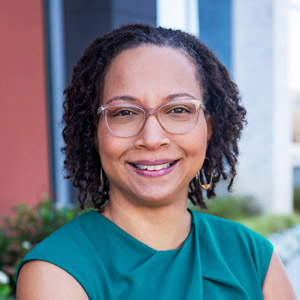 Michele Williams' Headshot